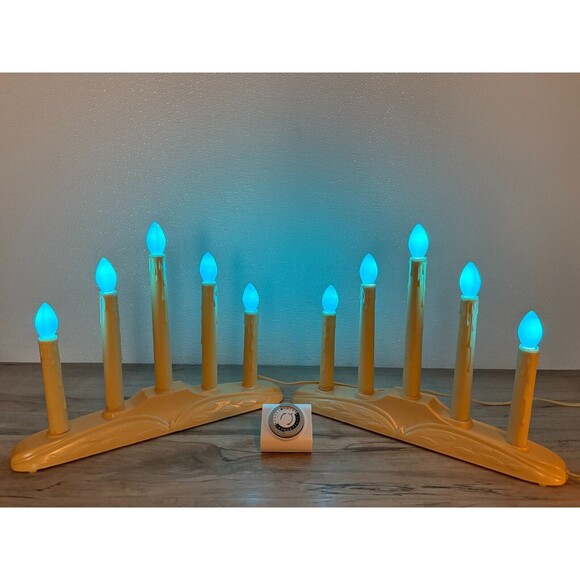 Vtg Decorative Christmas 5 Light Window Candelabra Set Of 2 With Timer - Picture 1 of 15